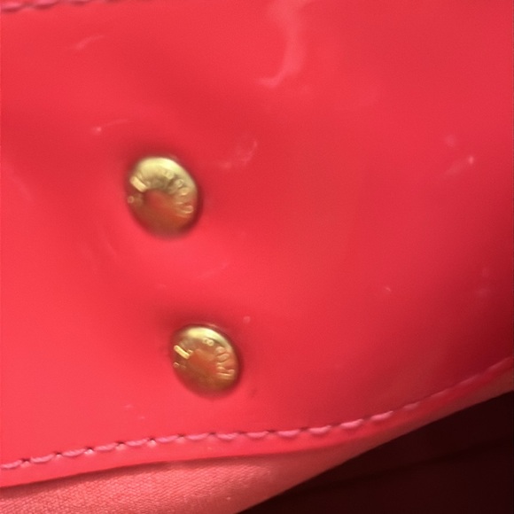 Louis Vuitton Reade PM in Monogram Vern is - Picture 5 of 9